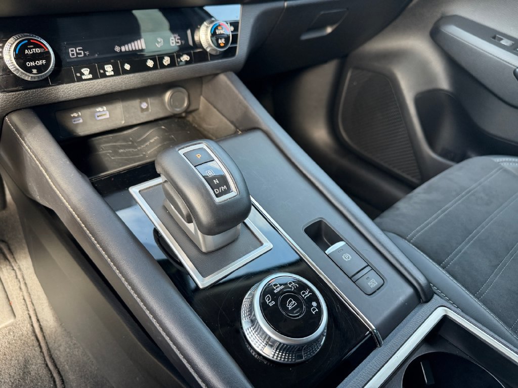 Used 2022 Mitsubishi Outlander SE FWD image 21