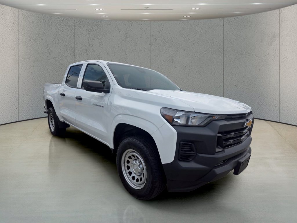 Used 2024 Chevrolet Colorado W/T RWD image 7