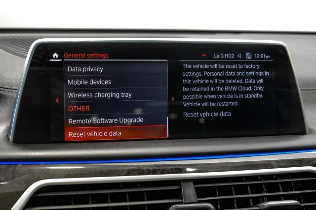 Used 2020 BMW 750i xDrive w/ Executive Package AWD/4WD image 43