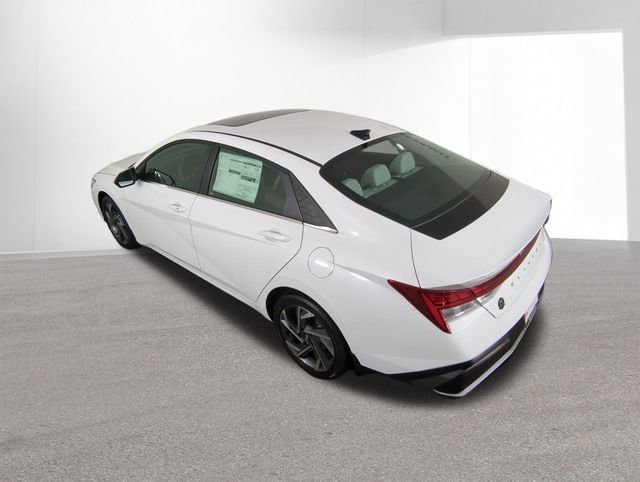 New 2026 Hyundai Elantra Limited image 34