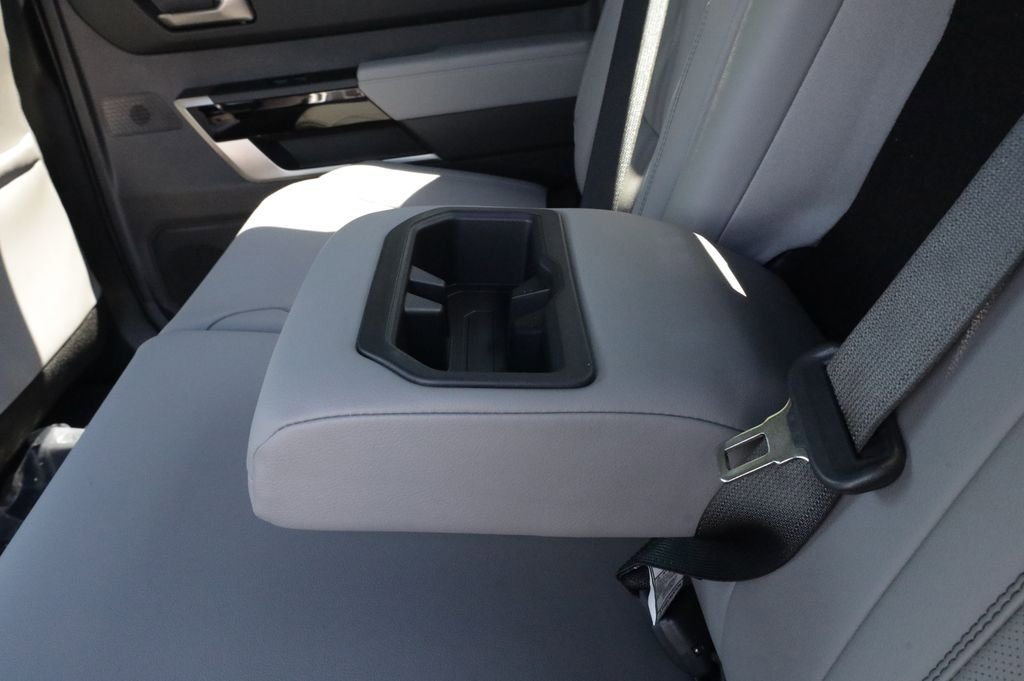 New 2026 Toyota Tundra Limited image 15