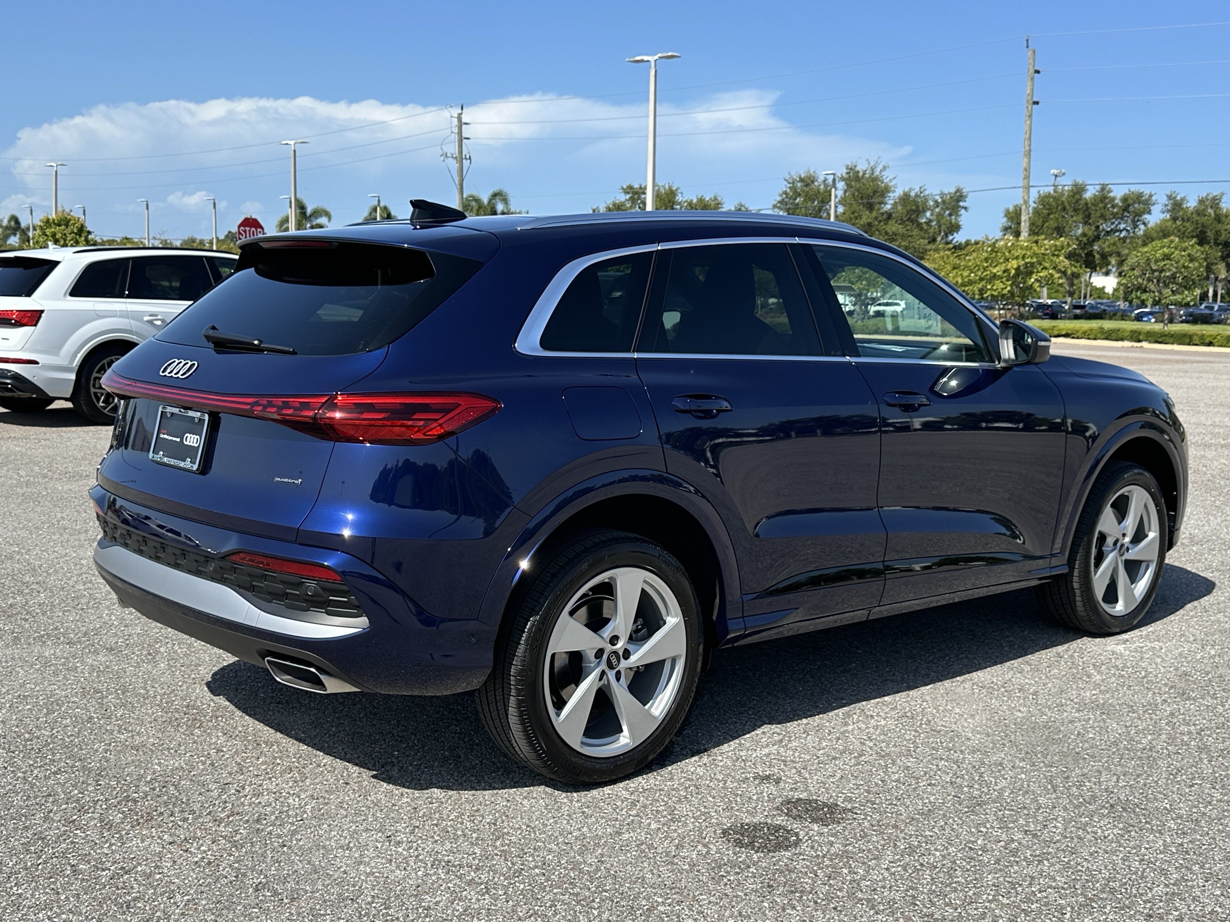 Certified 2025 Audi Q5 Premium w/ Premium Plus AWD/4WD image 4