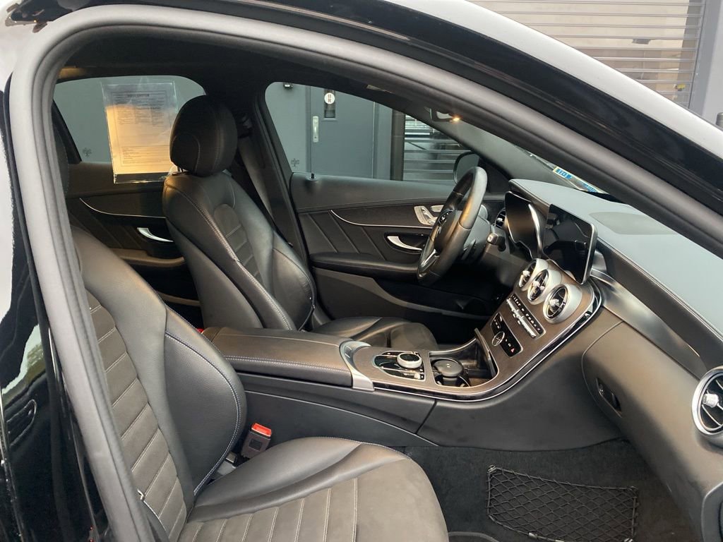Used 2021 Mercedes-Benz C 300 4MATIC Sedan image 13
