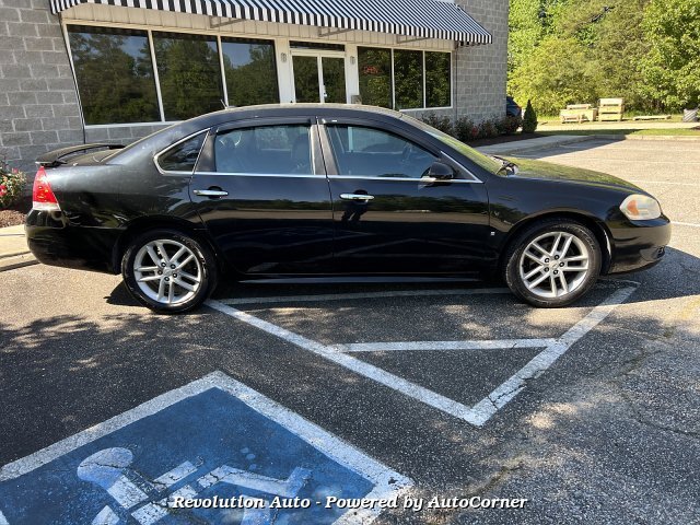 Used 2010 Chevrolet Impala LTZ image 2