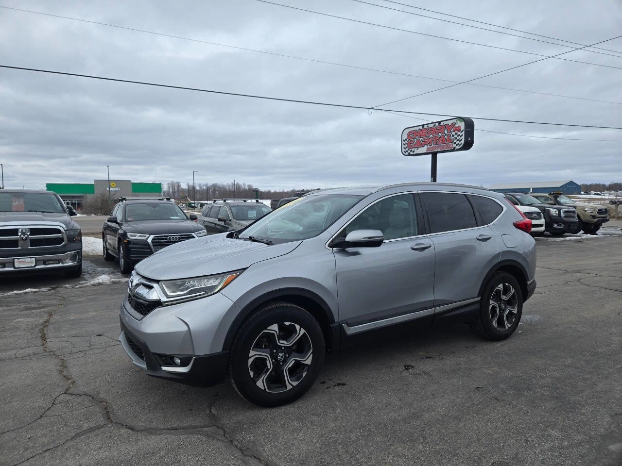 Used 2017 Honda CR-V Touring image 3