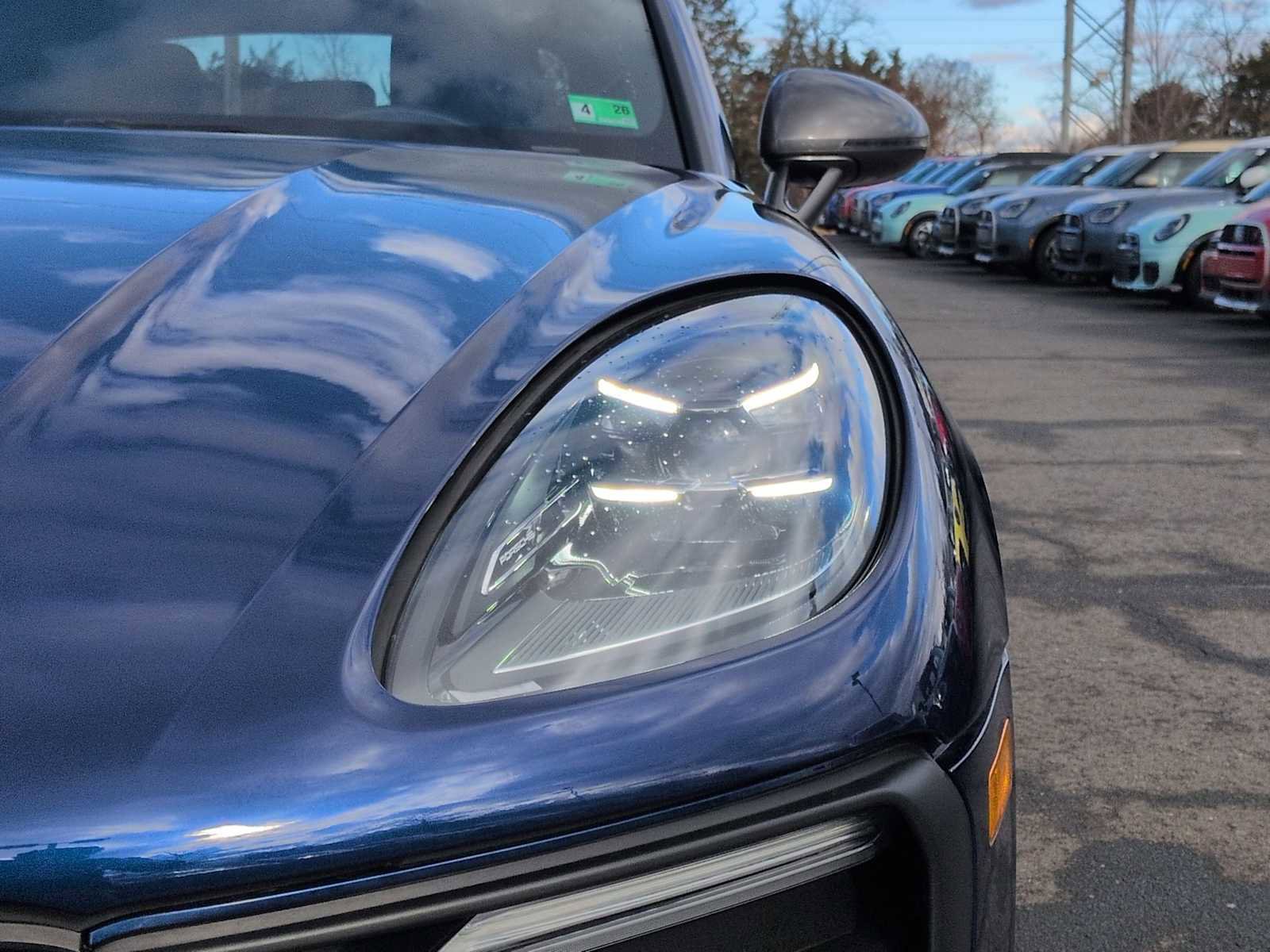 Used 2023 Porsche Macan Turbo image 11