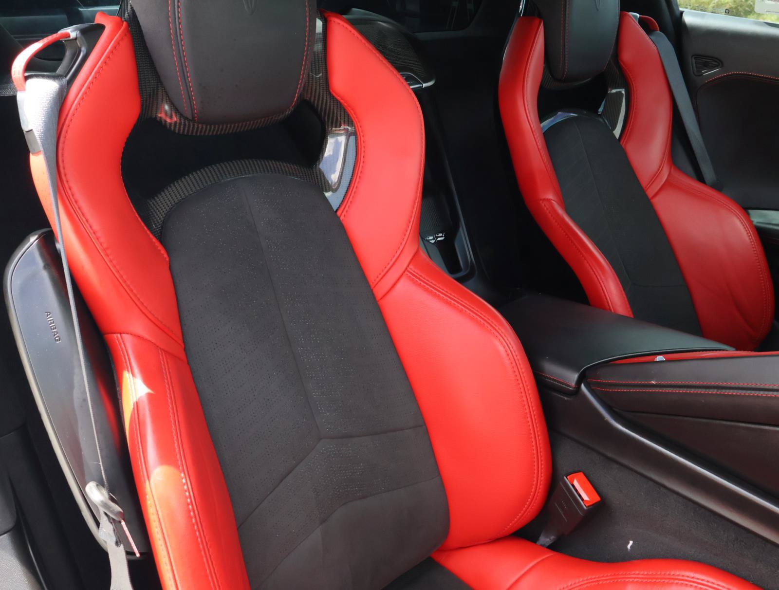Used 2024 Chevrolet Corvette Stingray Premium Cpe w/ Z51 Performance Package RWD image 16