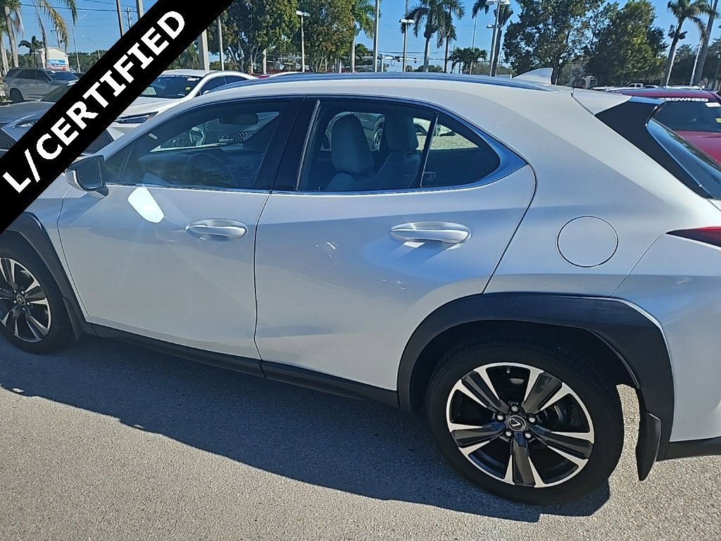 Used 2021 Lexus UX 200 image 13