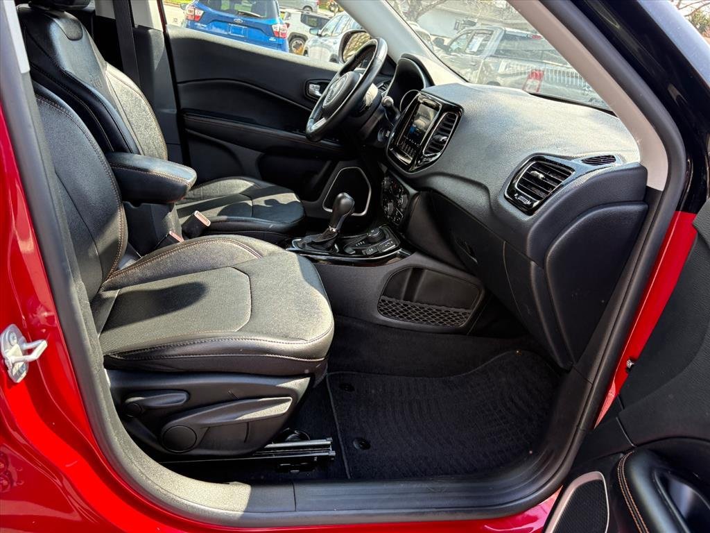 Used 2021 Jeep Compass Limited image 13