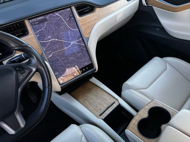 Used 2018 Tesla Model X 100D image 35