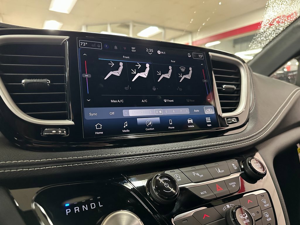 New 2026 Chrysler Pacifica Select image 23