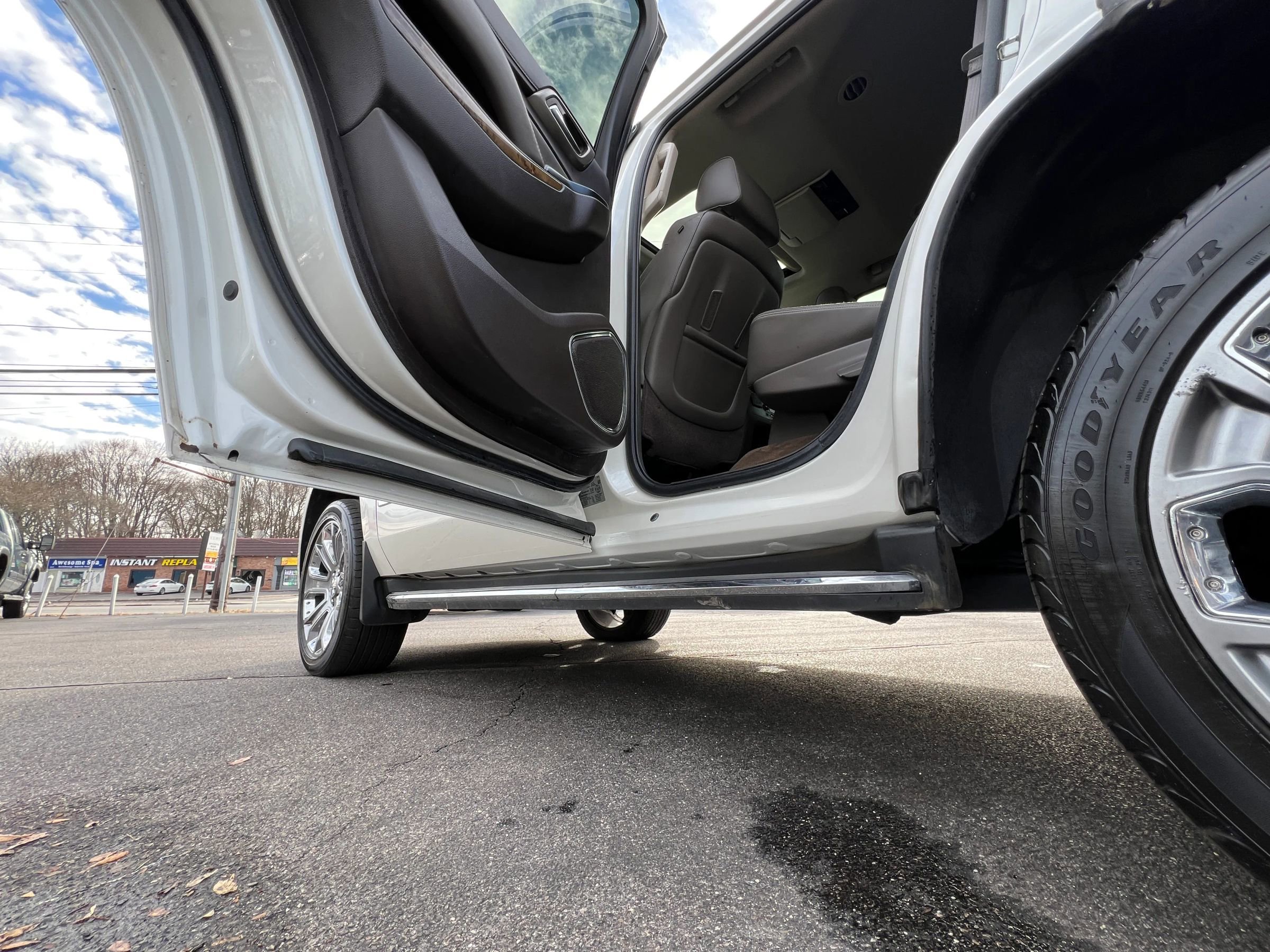 Used 2015 GMC Yukon Denali image 44