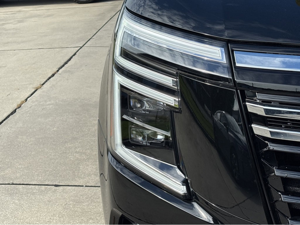 New 2026 Nissan Armada SL w/ Captain's Chari Seat Package image 26