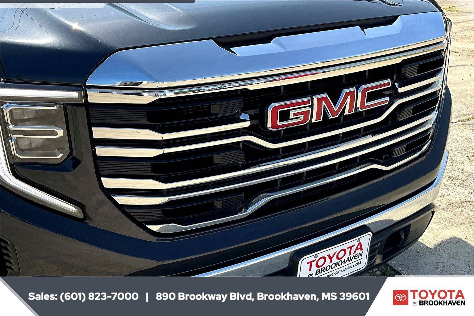 Used 2024 GMC Sierra 1500 SLT AWD/4WD image 21