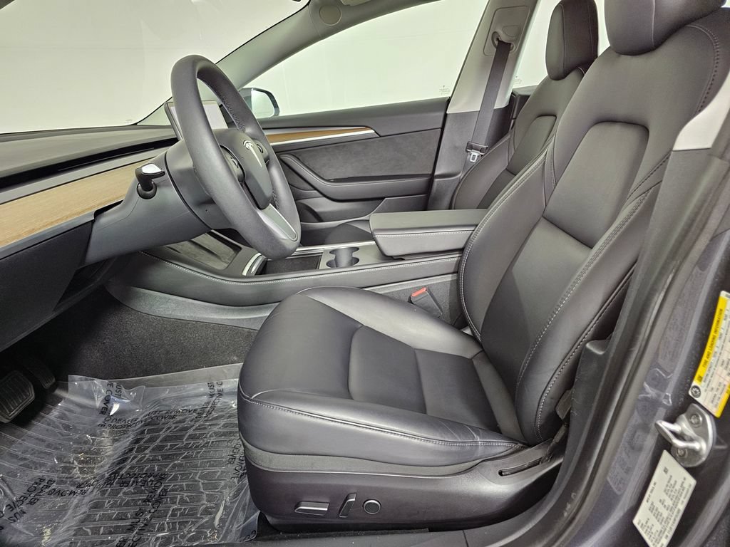 Used 2021 Tesla Model 3 Standard Range Plus RWD image 21