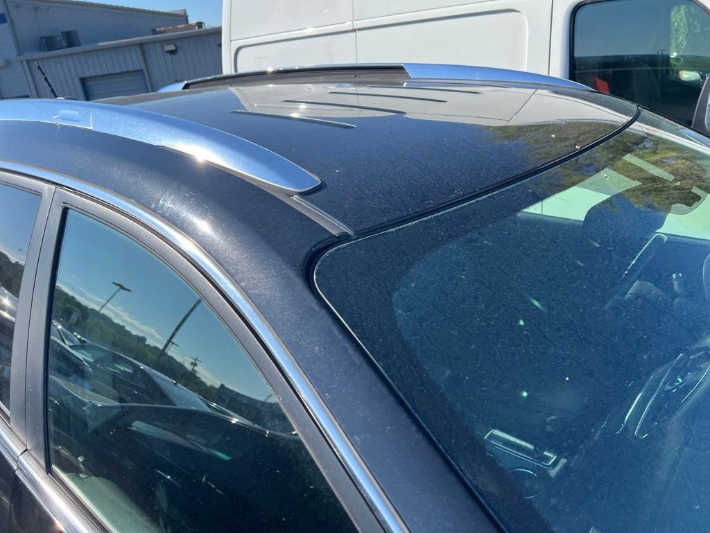 Used 2017 Buick Enclave Leather FWD image 4