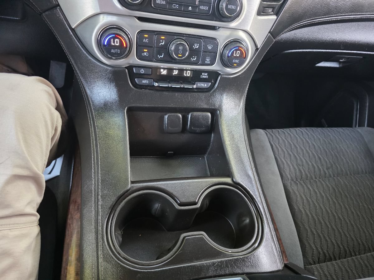 Used 2015 GMC Yukon SLE RWD image 16