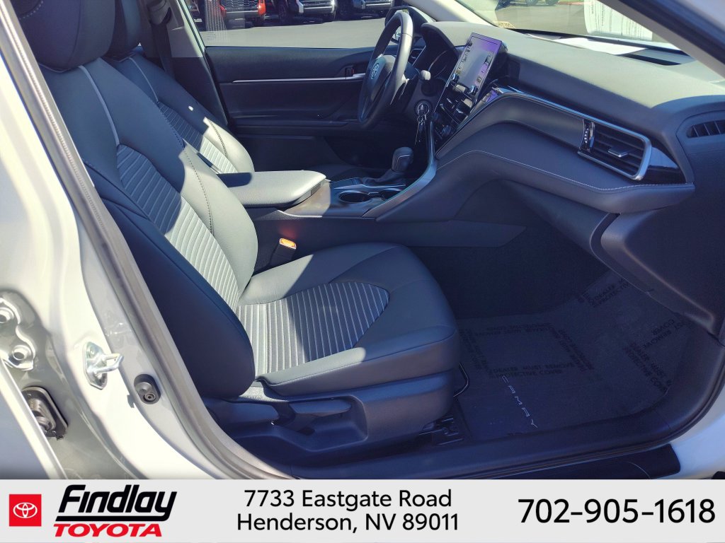 Used 2024 Toyota Camry SE FWD image 14