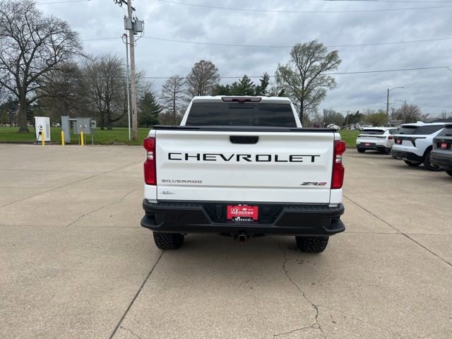 Used 2022 Chevrolet Silverado 1500 ZR2 w/ Technology Package image 4