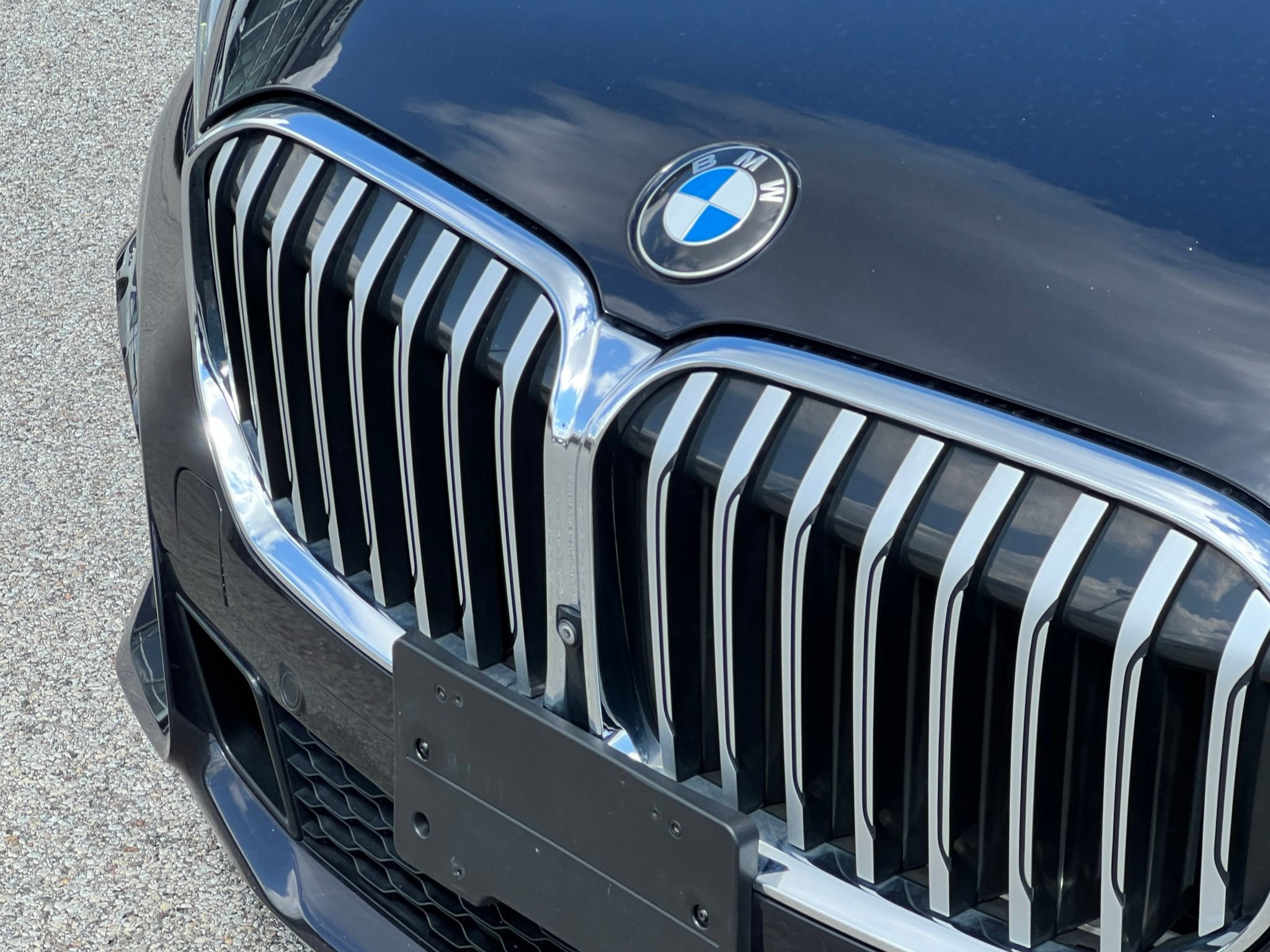 Used 2022 BMW 750i xDrive w/ Executive Package AWD/4WD image 13