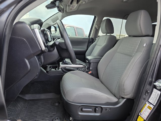Used 2023 Toyota Tacoma SR5 w/ SX Package AWD/4WD image 13