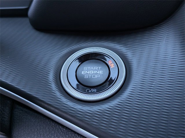 New 2025 Jeep Grand Cherokee Altitude image 29