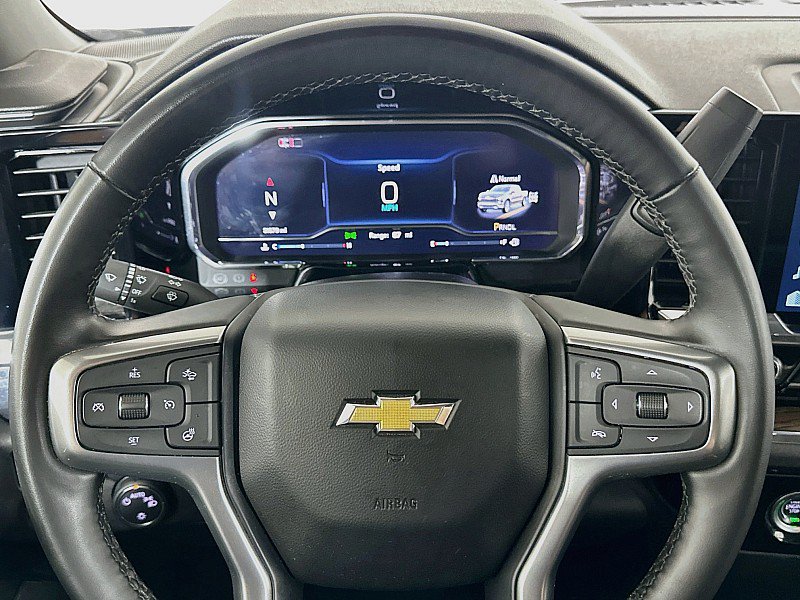 Used 2024 Chevrolet Silverado 1500 LT AWD/4WD image 12