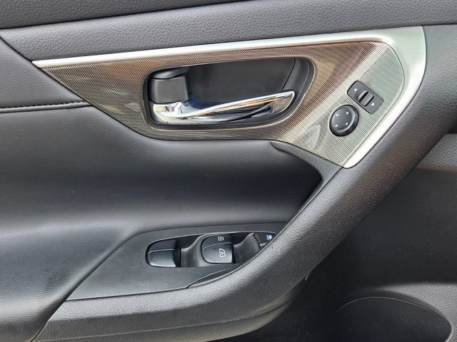 Used 2015 Nissan Altima 3.5 SL FWD image 31