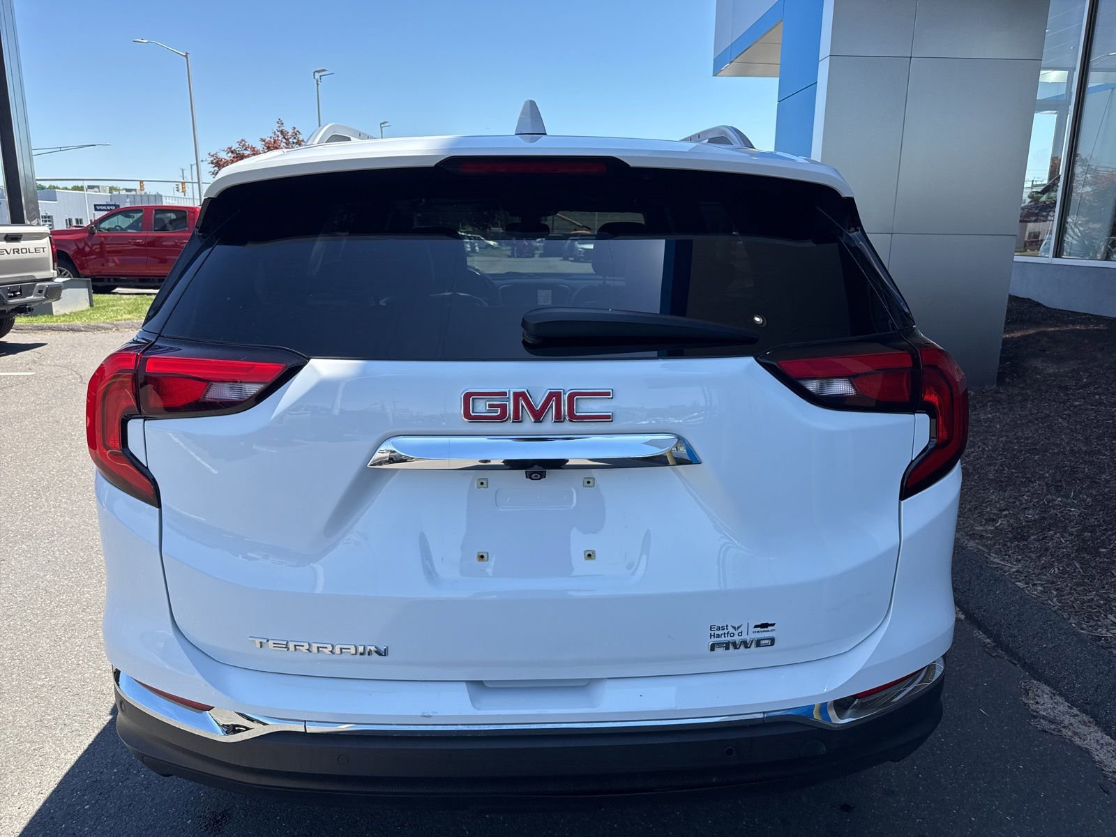 Used 2021 GMC Terrain SLT w/ Infotainment Package II AWD/4WD image 7