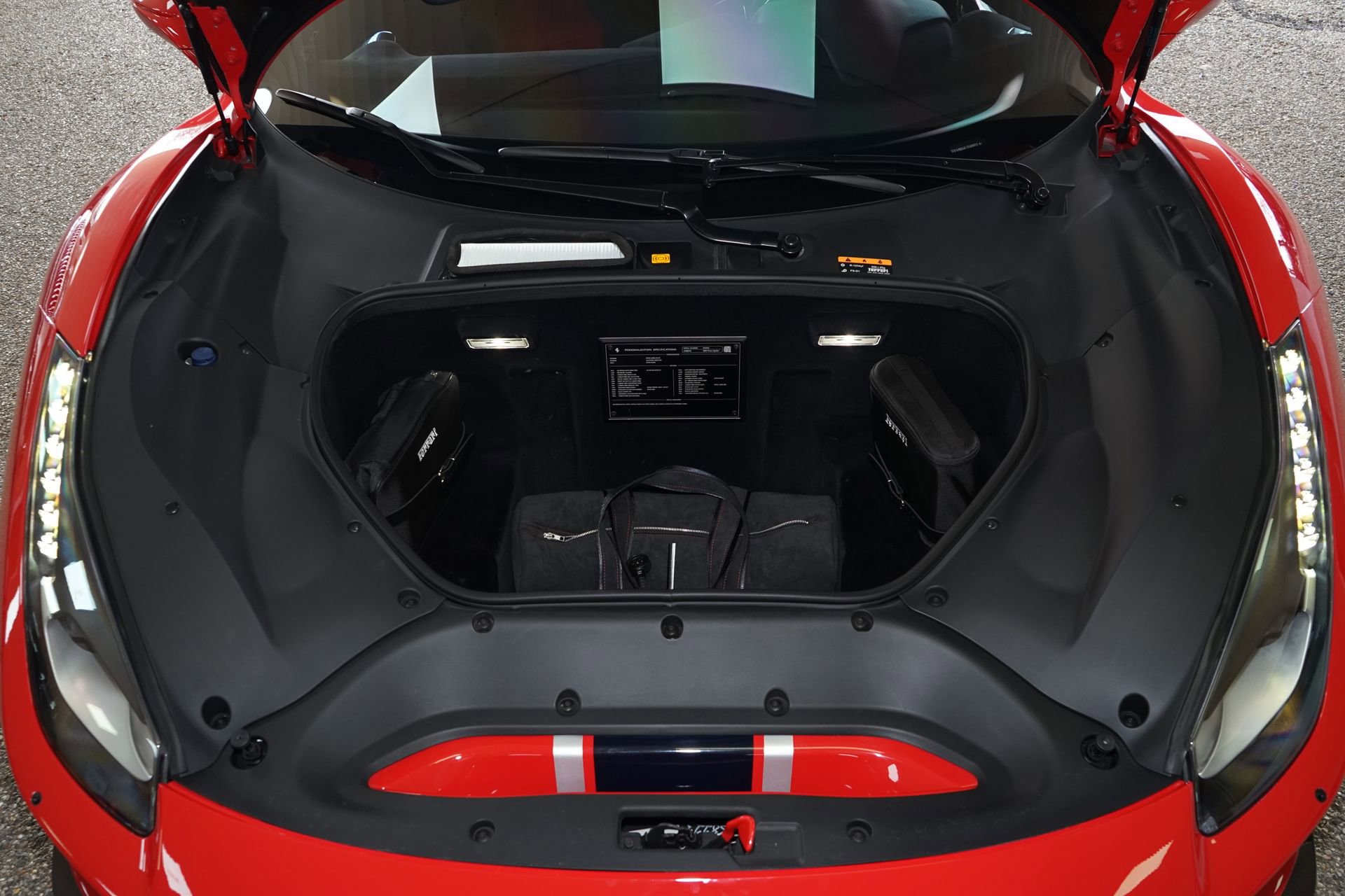 Used 2020 Ferrari 488 Pista Spider image 29