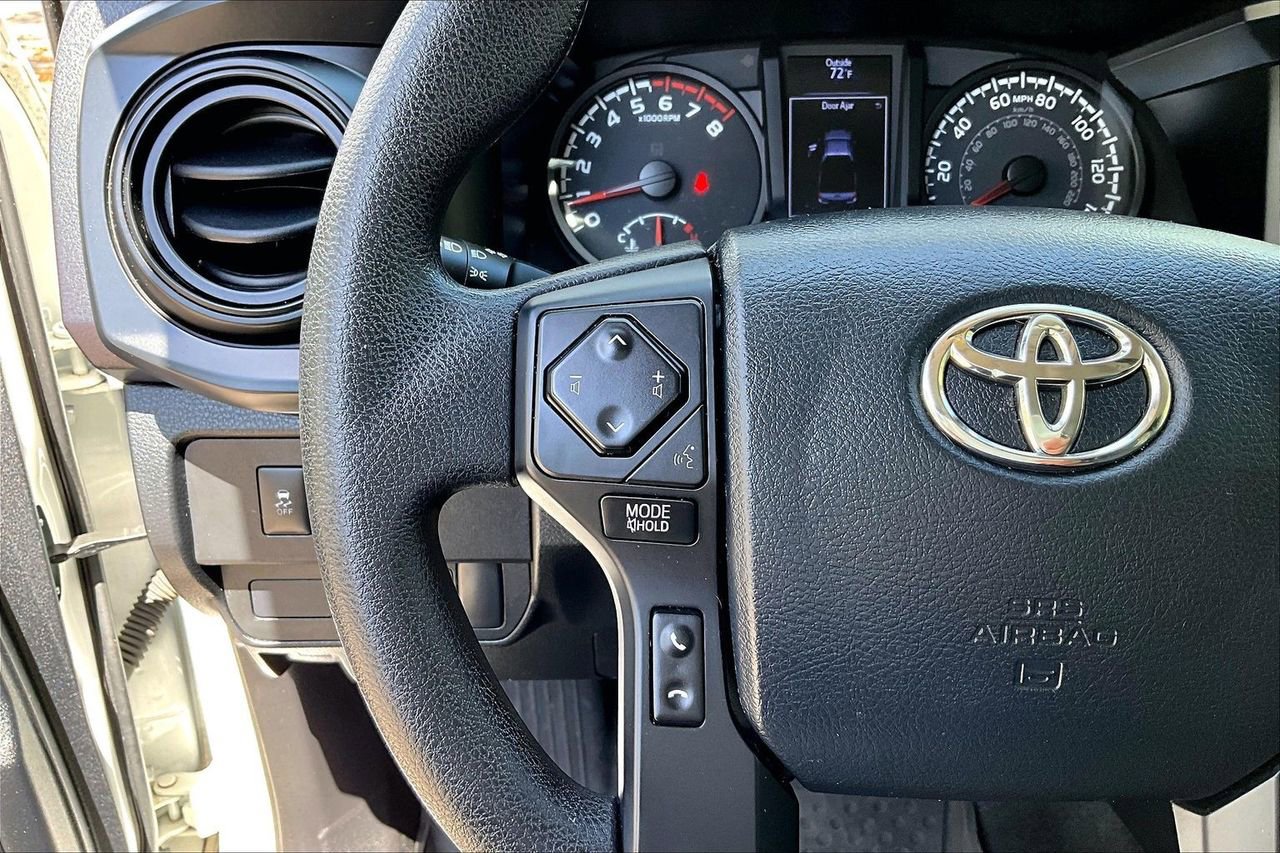 Used 2020 Toyota Tacoma SR AWD/4WD image 9