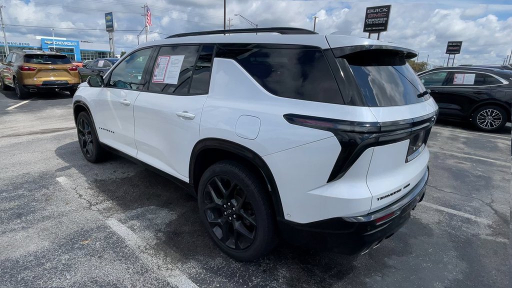 Used 2024 Chevrolet Traverse RS AWD/4WD image 8