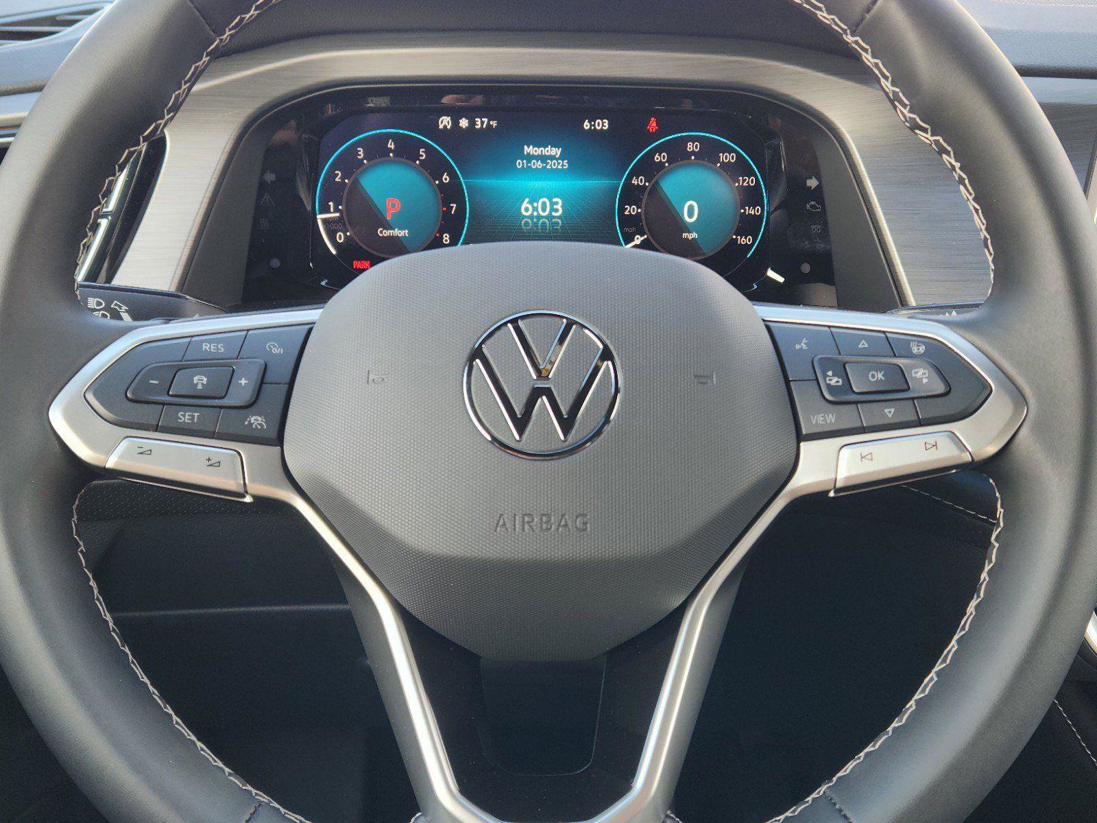 New 2025 Volkswagen Atlas Cross Sport SE image 17