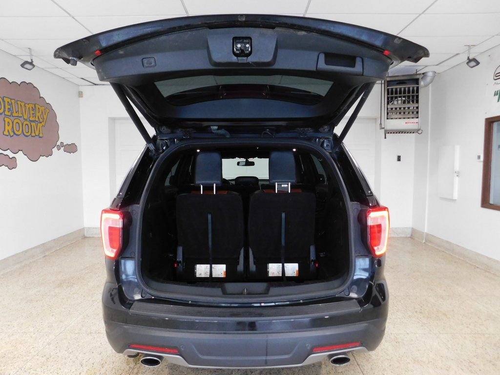 Used 2019 Ford Explorer XLT w/ XLT Desert Copper Package AWD/4WD image 80