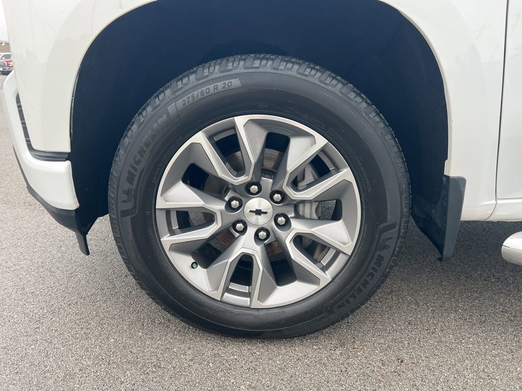 Used 2019 Chevrolet Silverado 1500 RST image 12