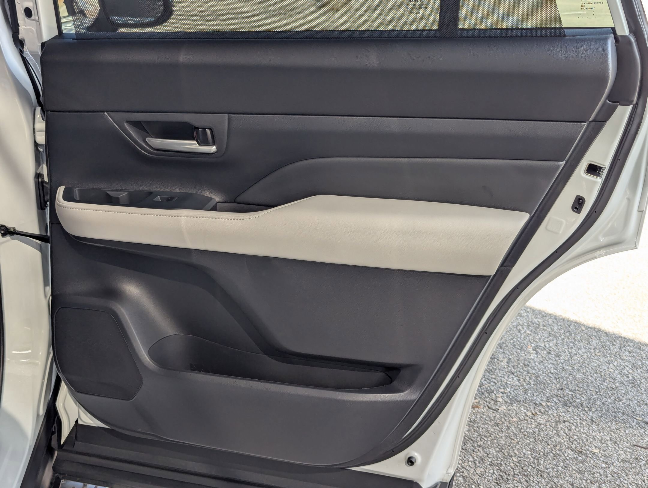 Used 2026 Toyota Grand Highlander Platinum image 27