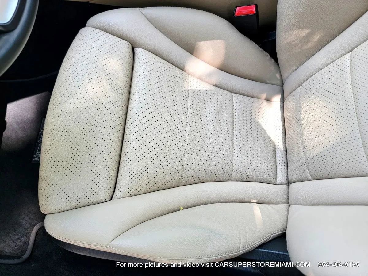 Used 2018 Mercedes-Benz C 300 Sedan image 15