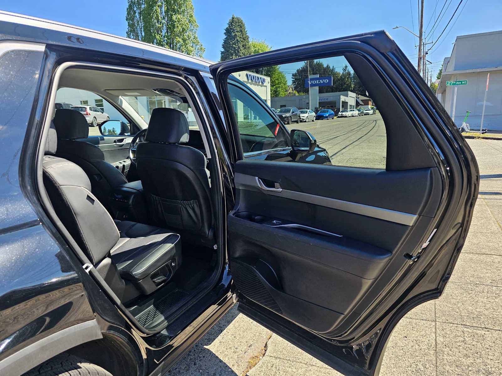 Used 2023 Hyundai Palisade SEL AWD/4WD image 13