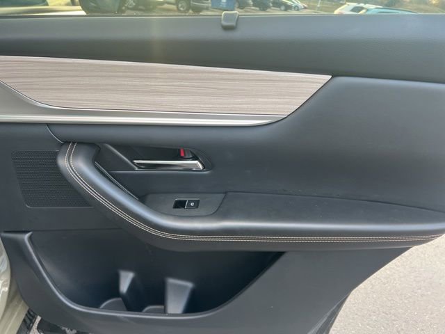 Certified 2025 MAZDA CX-70 Plug-In Hybrid w/ Premium Pkg image 36