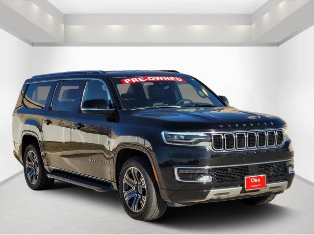 Used 2024 Jeep Wagoneer L Series II w/ Flexible Seating Group image 1