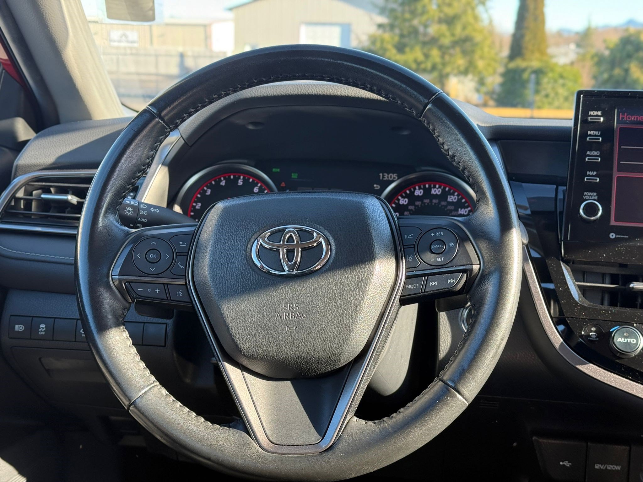 Used 2023 Toyota Camry XSE FWD image 21