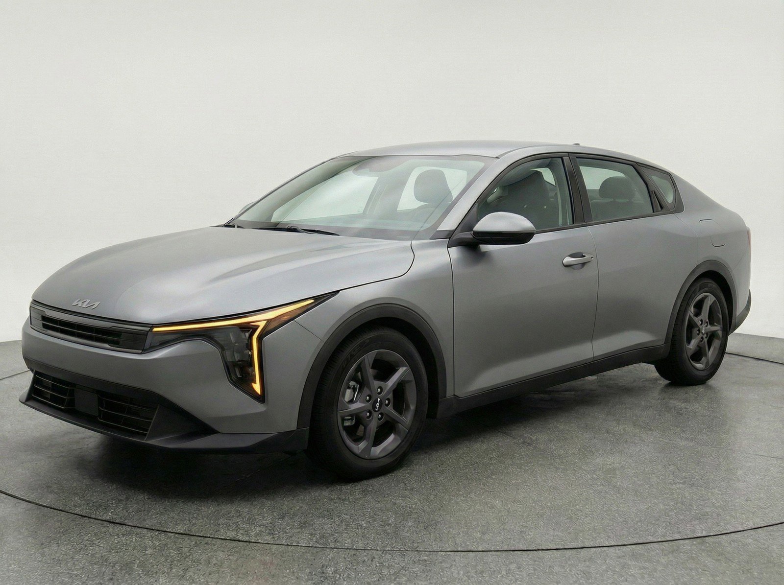 Used 2025 Kia K4 FWD image 3