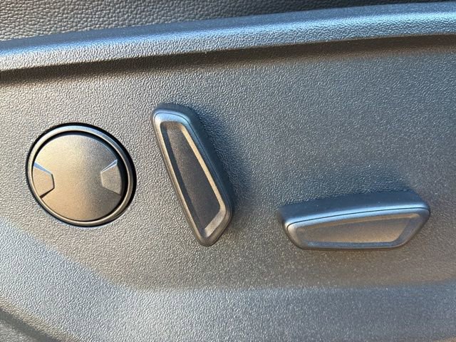 New 2026 Ford F250 Lariat w/ Lariat Ultimate Package image 34