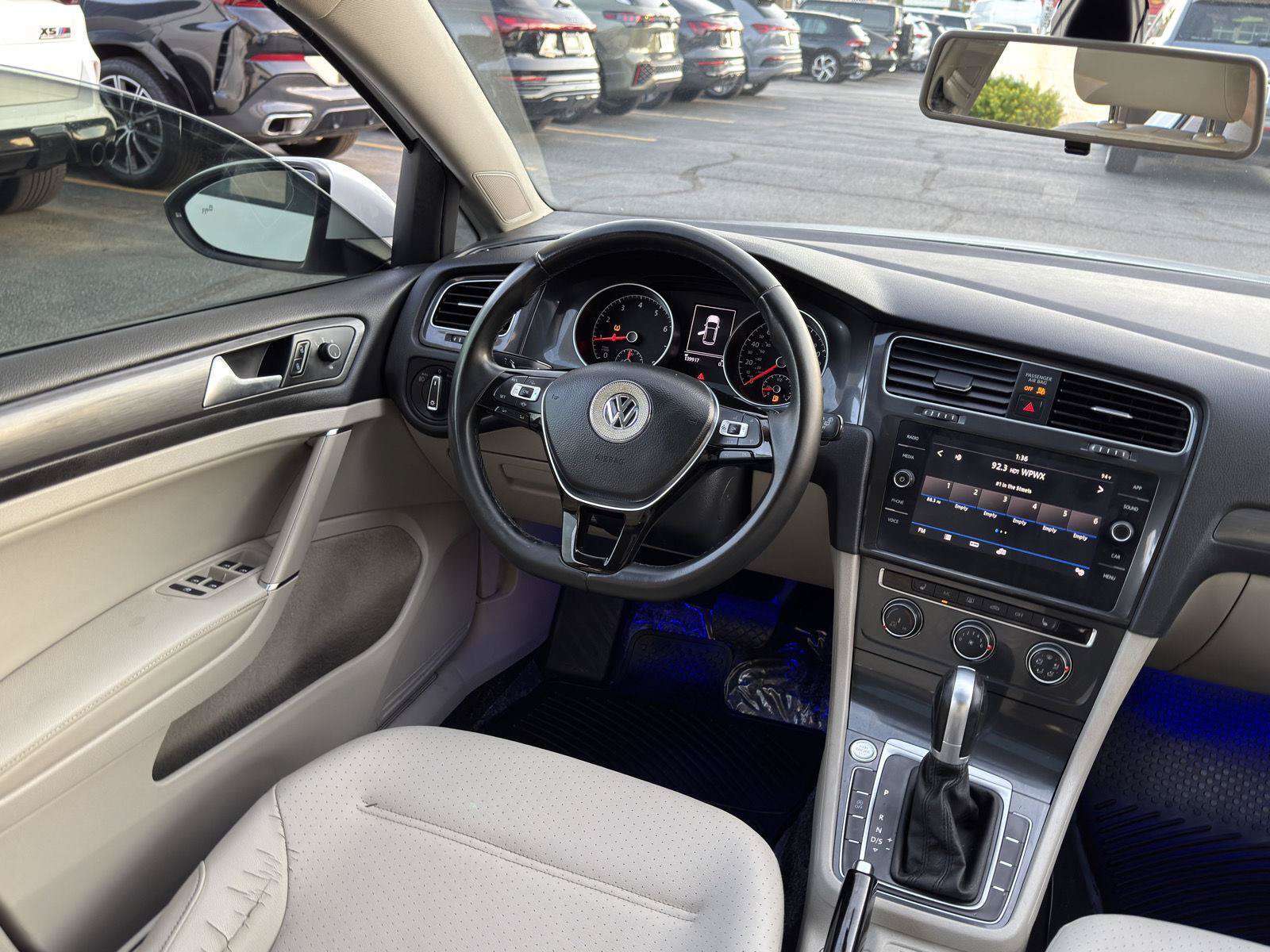 Used 2019 Volkswagen Golf SE FWD image 31