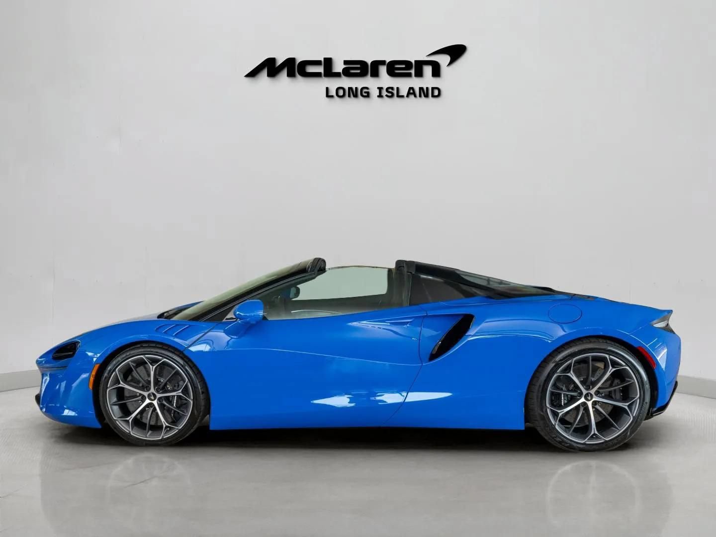 New 2026 McLaren Artura Spider RWD image 10
