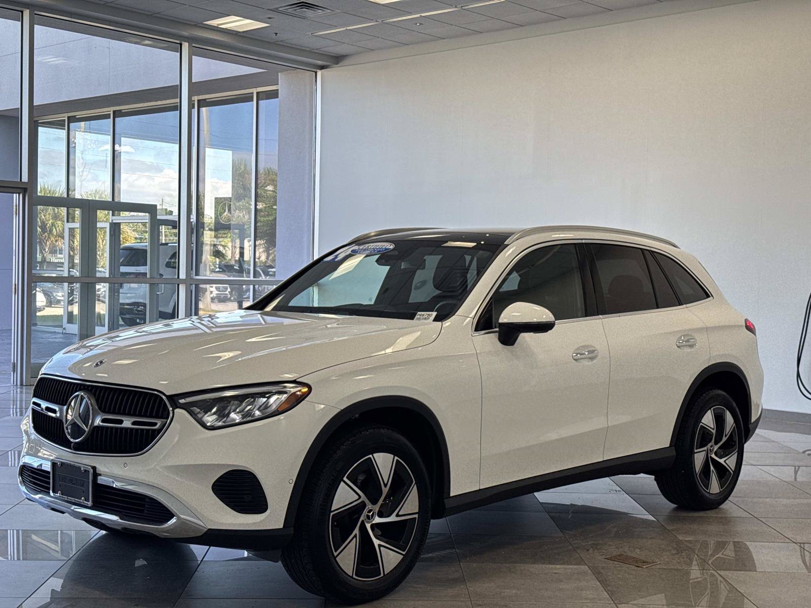 Certified 2024 Mercedes-Benz GLC 300 4MATIC image 27