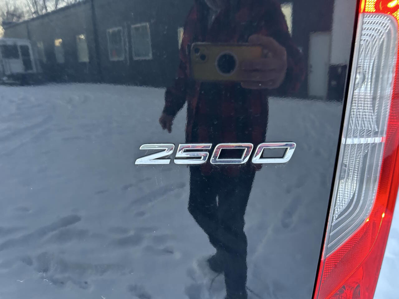 Used 2023 Mercedes-Benz Sprinter 2500 image 13