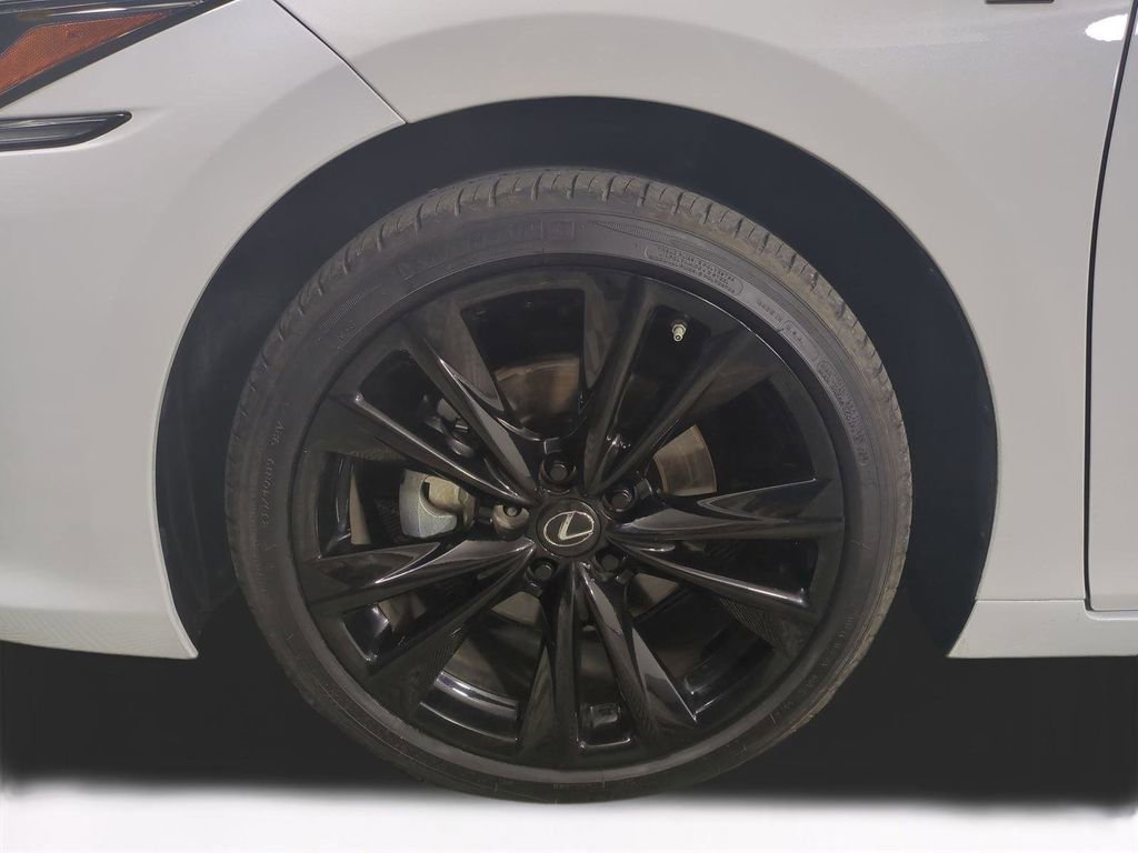 Used 2024 Lexus ES 350 F Sport w/ Accessory Package (Z2) image 11
