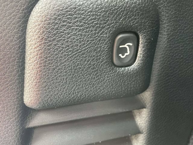 Used 2018 Jeep Grand Cherokee Overland AWD/4WD image 25