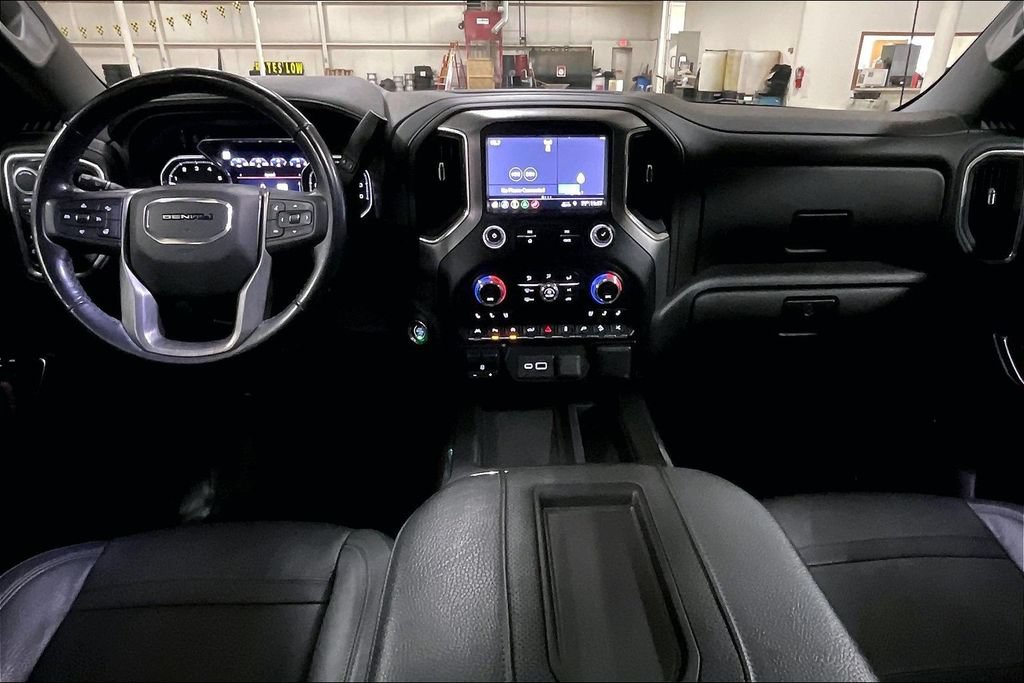 Used 2019 GMC Sierra 1500 Denali w/ Denali Ultimate Package AWD/4WD image 14